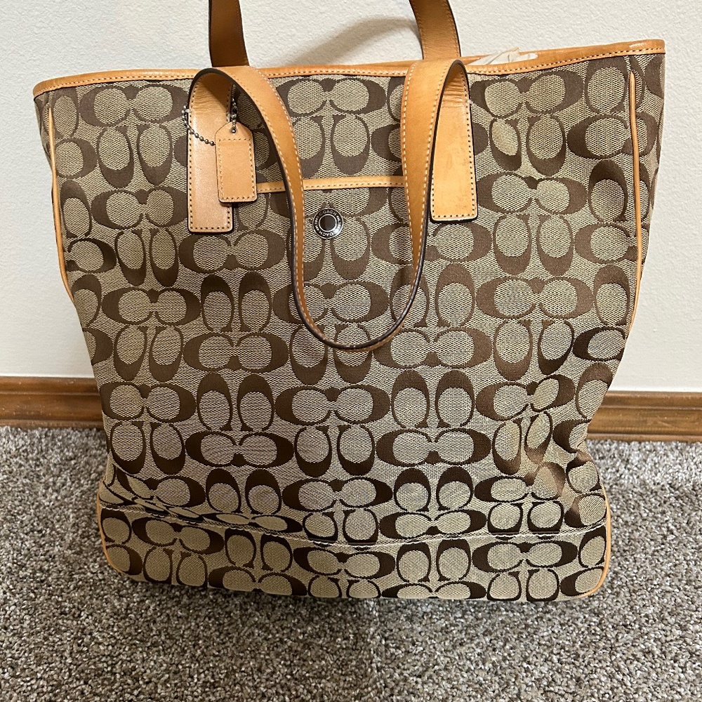 Coach Signature large tote